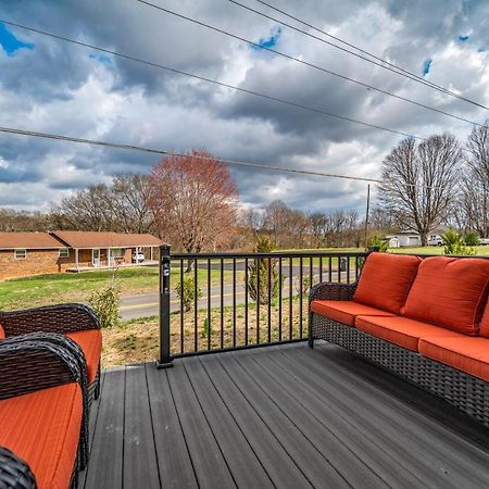 *Dog Friendly*Modern Home-Minutes To Dollywood, Gatlinburg, Smoky Mountains & Pigeon Forge! מראה חיצוני תמונה
