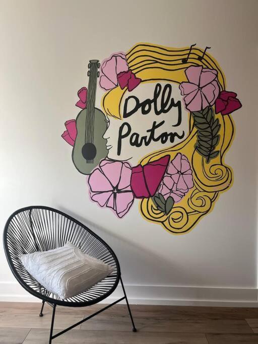 *Dog Friendly*Modern Home-Minutes To Dollywood, Gatlinburg, Smoky Mountains & Pigeon Forge! מראה חיצוני תמונה